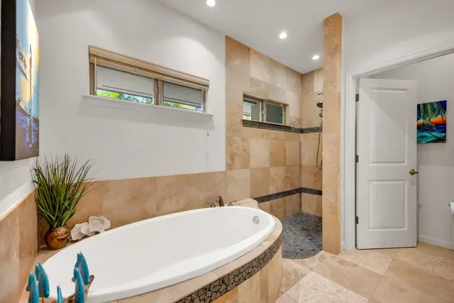 Listing Image for 390 Pualoa Nani Pl 28 of 45