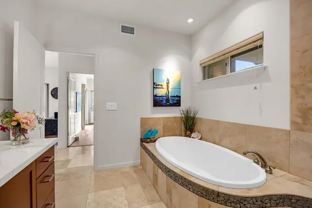 Listing Image for 390 Pualoa Nani Pl 29 of 45