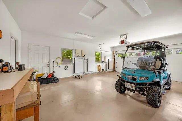 Listing Image for 390 Pualoa Nani Pl 42 of 45