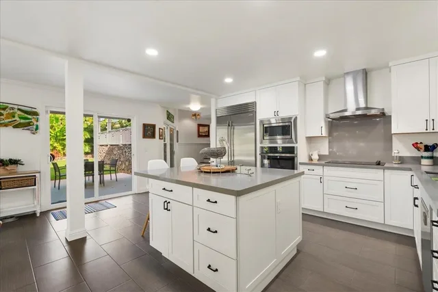 Listing Image for 3142 Waiea Pl 10 of 49