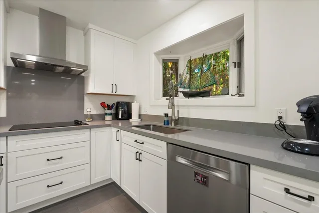 Listing Image for 3142 Waiea Pl 18 of 49