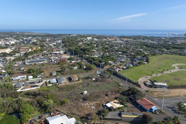 Listing Image for Makahala Pl 13 of 31