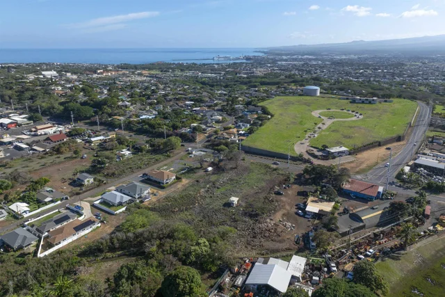 Listing Image for Makahala Pl 15 of 31