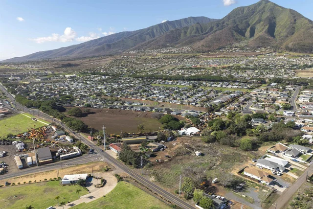 Listing Image for Makahala Pl 26 of 31