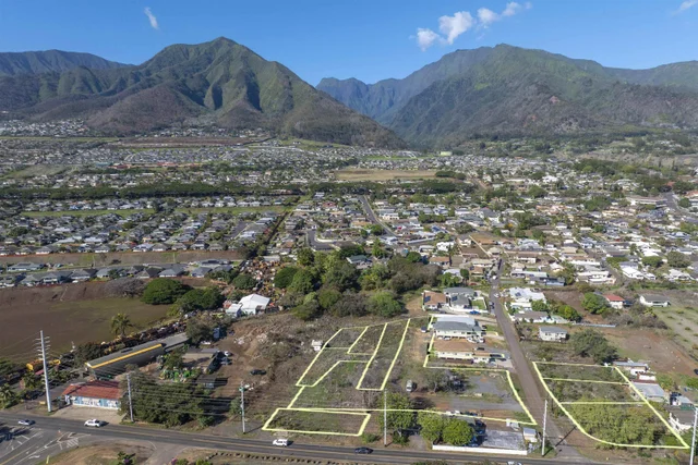 Listing Image for Makahala Pl 4 of 31