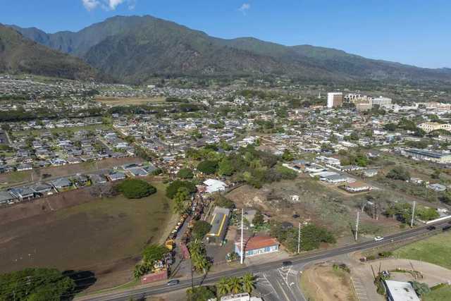 Listing Image for Makahala Pl 9 of 31