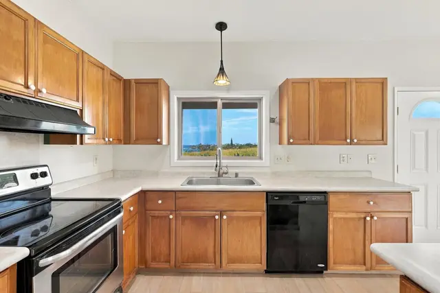 Listing Image for 4 N Laelua Pl 11 of 47