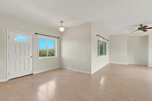 Listing Image for 4 N Laelua Pl 18 of 47