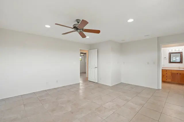 Listing Image for 4 N Laelua Pl 31 of 47