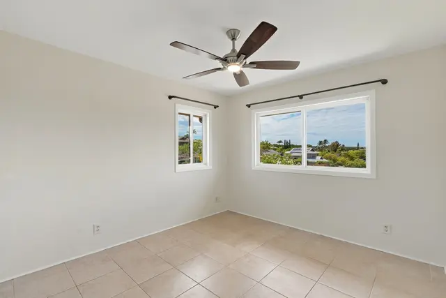 Listing Image for 4 N Laelua Pl 37 of 47