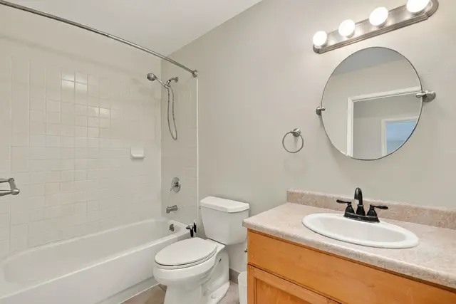 Listing Image for 4 N Laelua Pl 39 of 47