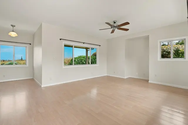 Listing Image for 4 N Laelua Pl 7 of 47