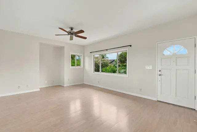 Listing Image for 4 N Laelua Pl 8 of 47