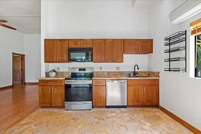 Listing Image for 484 Hoala Dr 30 of 50