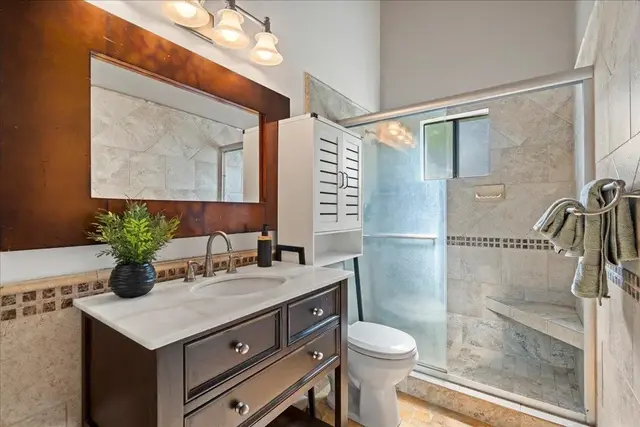 Listing Image for 484 Hoala Dr 35 of 50