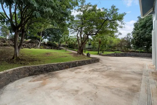 Listing Image for 484 Hoala Dr 47 of 50