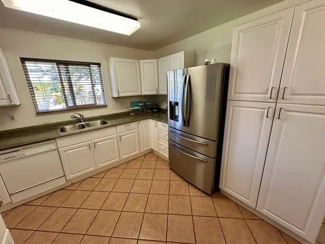 Listing Image for 480 Kenolio Rd G 10 of 27