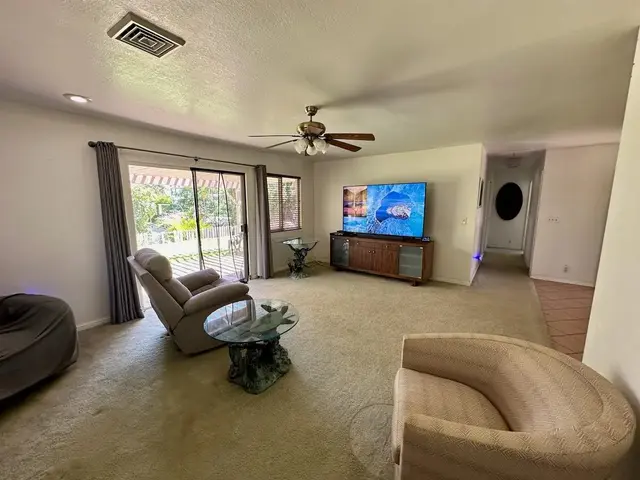 Listing Image for 480 Kenolio Rd G 25 of 27