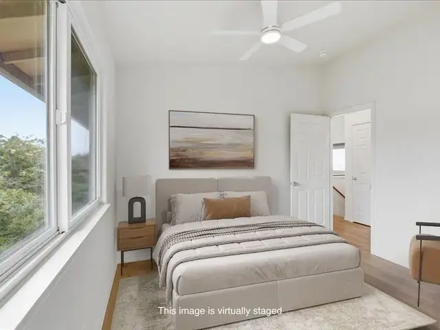 Listing Image for 32 Piina Pl 16 of 34
