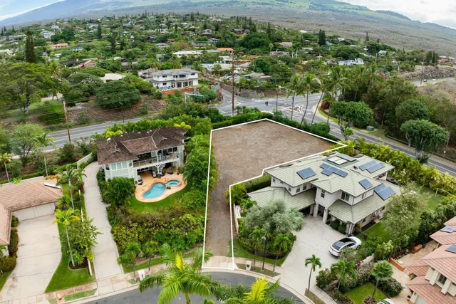 Listing Image for 389 Kualono Pl 2 of 13