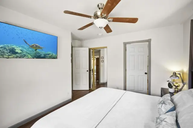 Listing Image for 620 Kuu Home Pl 15 of 44