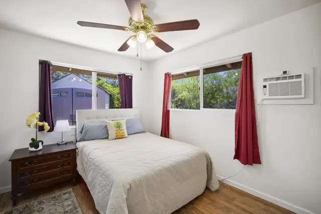 Listing Image for 620 Kuu Home Pl 33 of 44