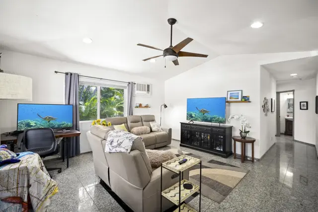 Listing Image for 620 Kuu Home Pl 4 of 44