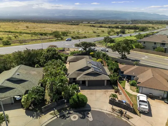 Listing Image for 620 Kuu Home Pl 42 of 44