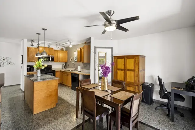 Listing Image for 620 Kuu Home Pl 9 of 44