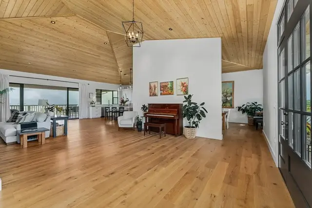 Listing Image for 62 Opalipali Pl 16 of 50