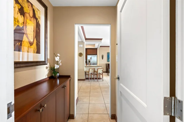 Listing Image for 500 Kapalua Dr 19t6-7 28 of 46