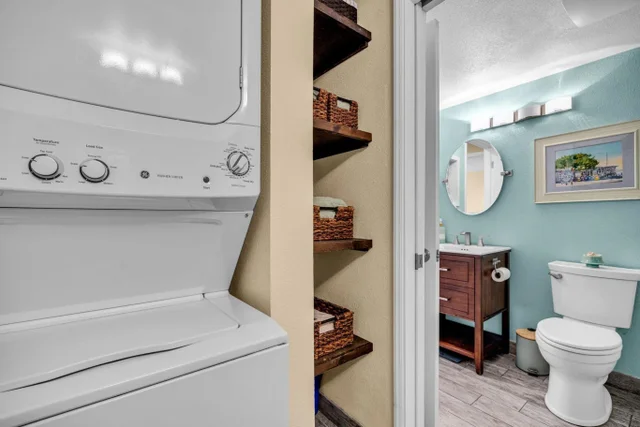 Listing Image for 160 Keonekai Rd 8-103 24 of 50