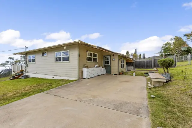Listing Image for 5435 Lower Kula Rd 24 of 41