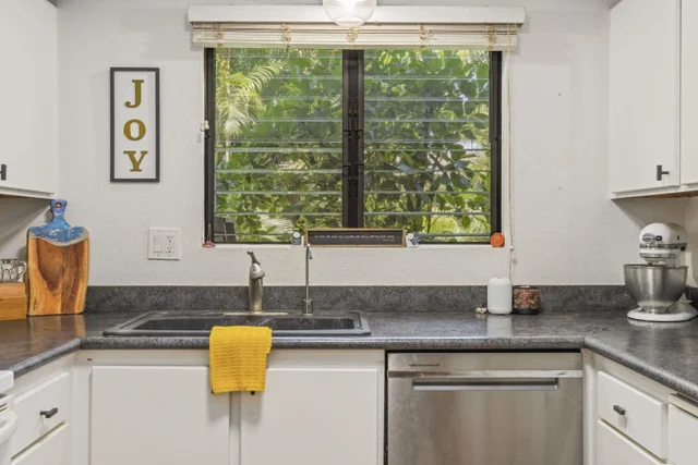 Listing Image for 15 Kulanihakoi St 3d 12 of 45