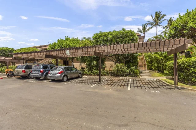 Listing Image for 15 Kulanihakoi St 3d 35 of 45