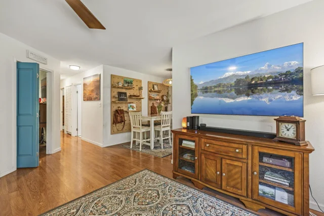 Listing Image for 15 Kulanihakoi St 3d 9 of 45