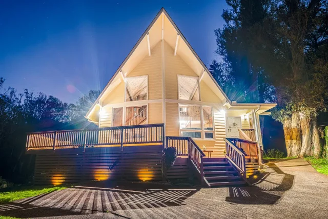 Listing Image for 1733 Piiholo Rd Rd 1 of 50