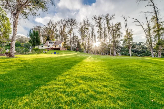 Listing Image for 1733 Piiholo Rd Rd 14 of 50