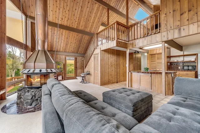 Listing Image for 1733 Piiholo Rd Rd 28 of 50