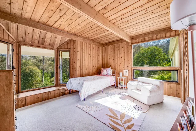 Listing Image for 1733 Piiholo Rd Rd 40 of 50