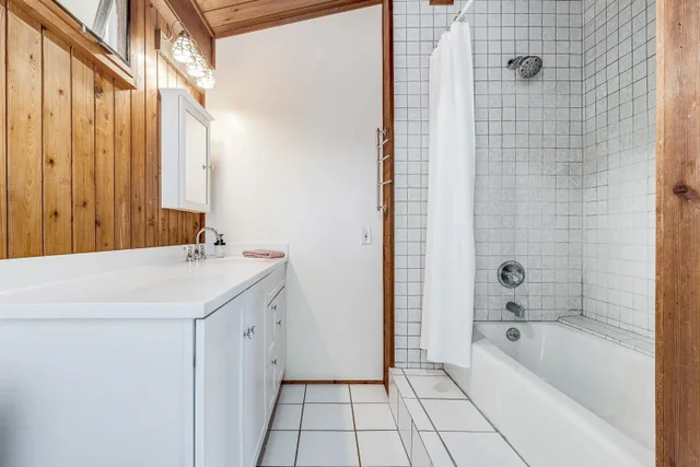 Listing Image for 1733 Piiholo Rd Rd 45 of 50