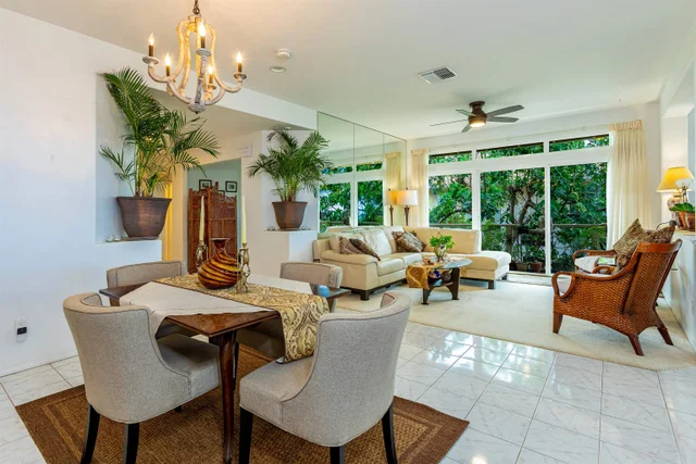 Listing Image for 723 S Alu Rd 7 of 27