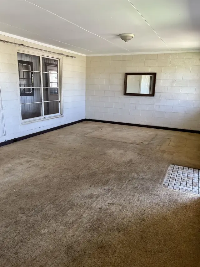 Listing Image for 122 E Papa Ave 8 of 12