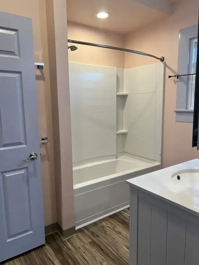 Listing Image for 1950 E Vineyard St 12 of 39