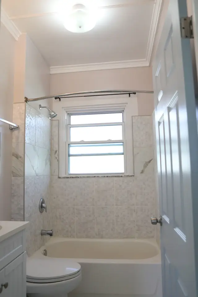 Listing Image for 1950 E Vineyard St 37 of 39