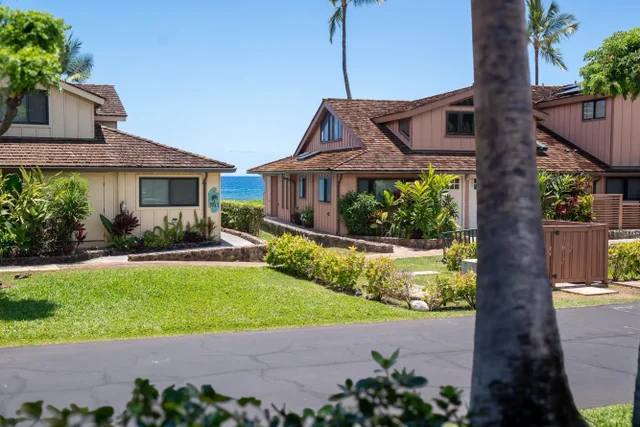 Listing Image for 24 Puamelia Pl 24-3 11 of 41