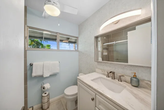 Listing Image for 24 Puamelia Pl 24-3 26 of 41