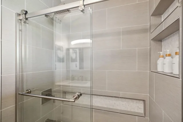 Listing Image for 24 Puamelia Pl 24-3 28 of 41