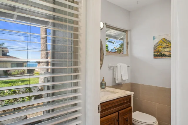 Listing Image for 24 Puamelia Pl 24-3 29 of 41