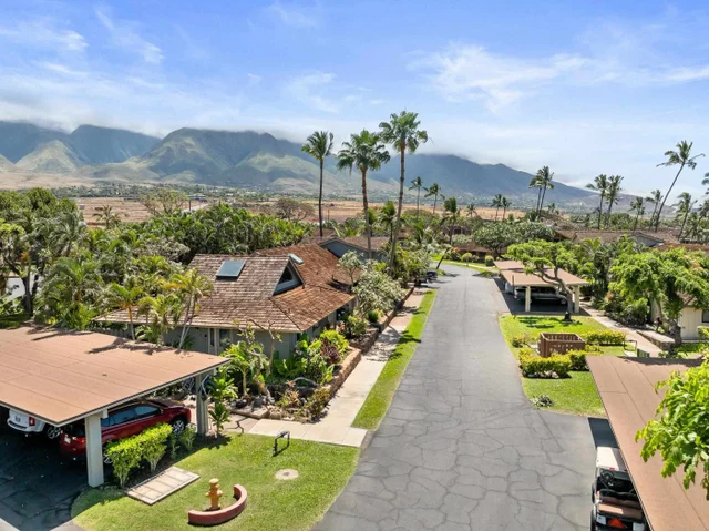 Listing Image for 24 Puamelia Pl 24-3 3 of 41